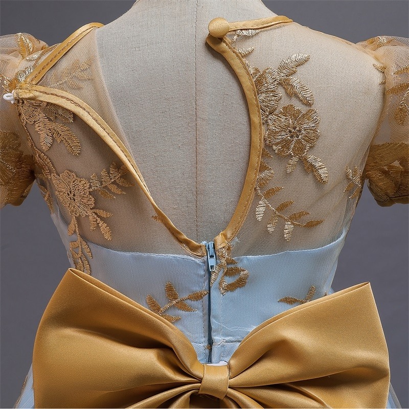 Robe Princesse Vintage Dorée – Image 3