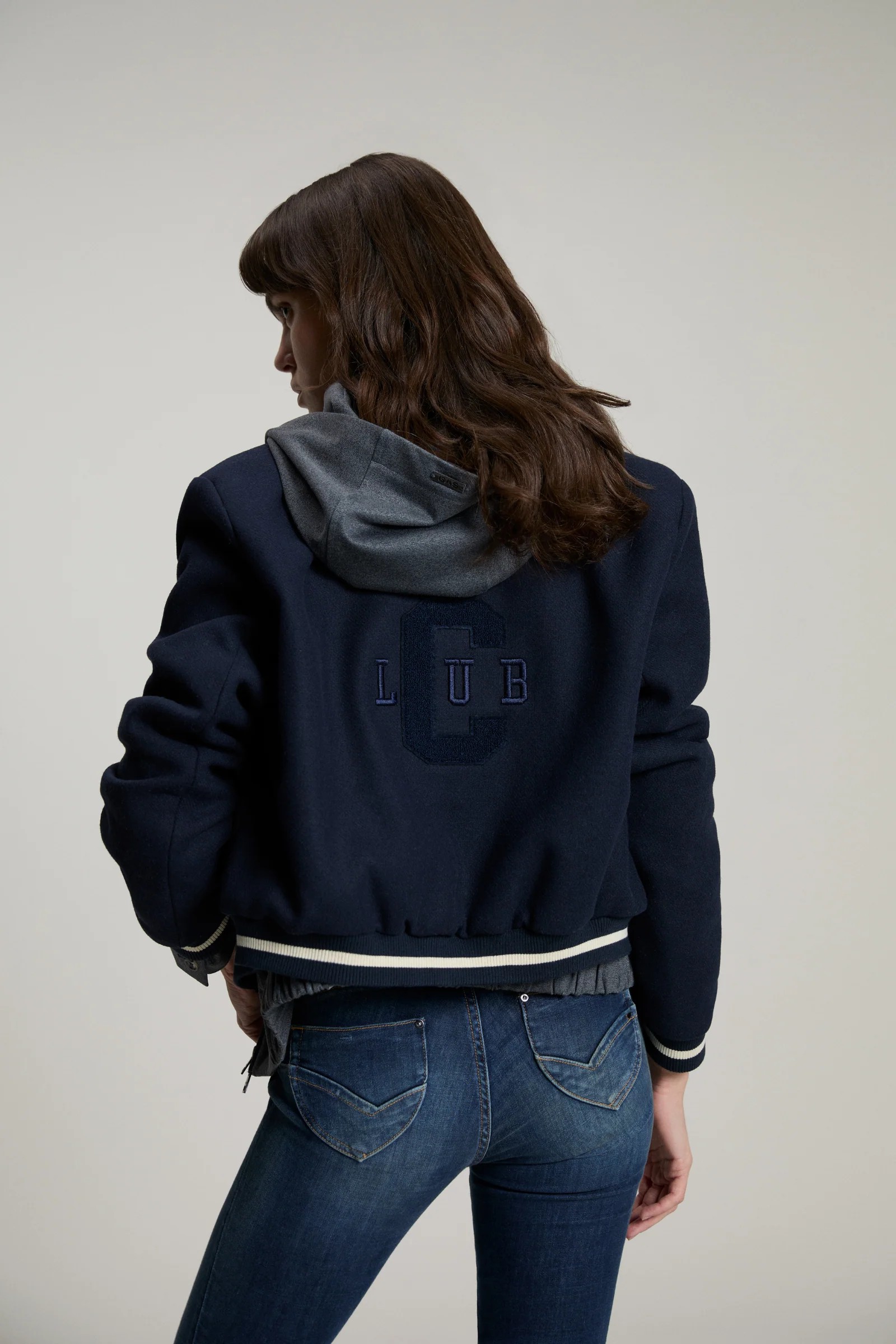 TARYN BOMBER 4707 – Image 2