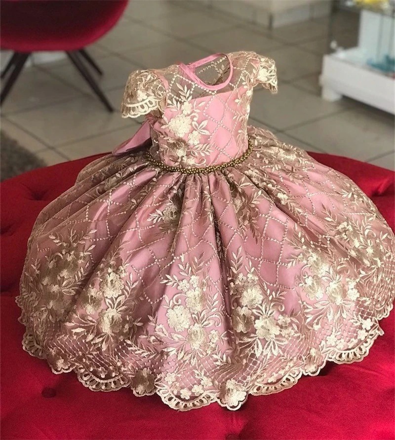 Robe Princesse Rose Dentelle Dorée – Image 5