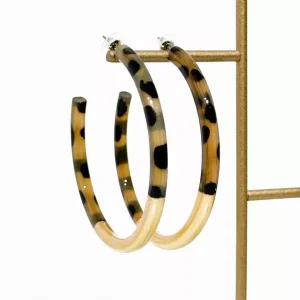 Créoles en corne véritable – Léopard et feuilles d’or