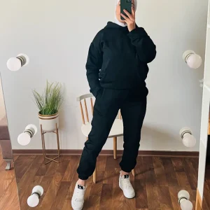 Ensemble sweat et pantalon de jogging confort - Noir