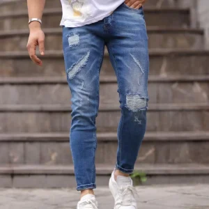 Jean slim bleu moyen– Style urbain contrasté