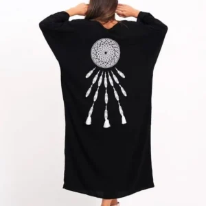 Robe Mandala Noire Élégance