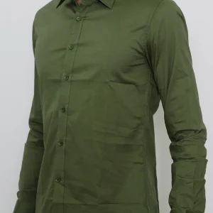 Chemise uni kaki avec col classique coupe slim