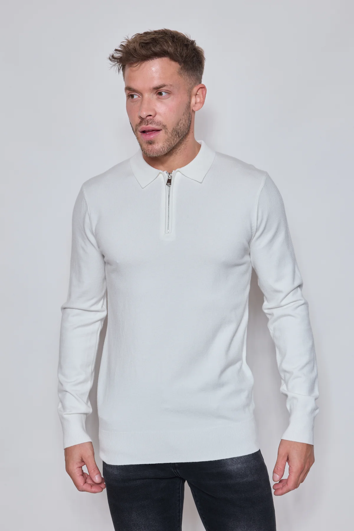 Pull Homme Zippé Col Polo – Maille Fine Confortable