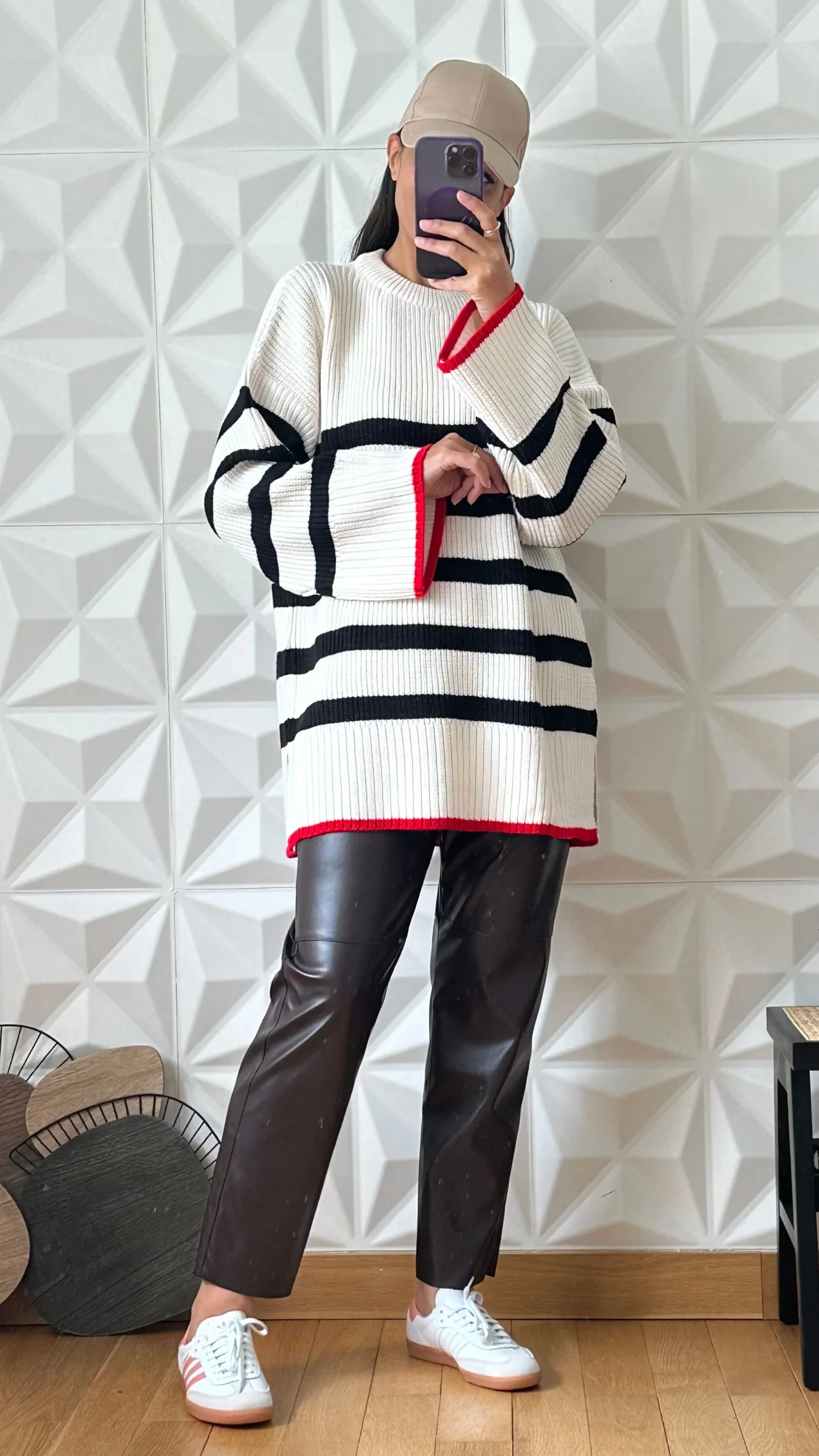 Pull oversize avec col ras de cou à rayures - Crème – Image 3