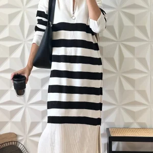 Robe pull long en maille à col zappé - Crème