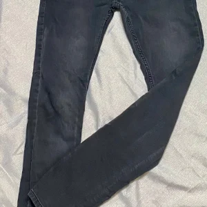 Jean Homme C&A Taille S - Skinny Gris Foncé