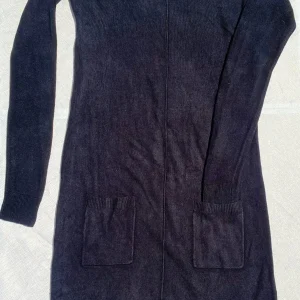 Robe Pull Noire en Tissu Doux - Taille 34 - Atmosphère par Primark