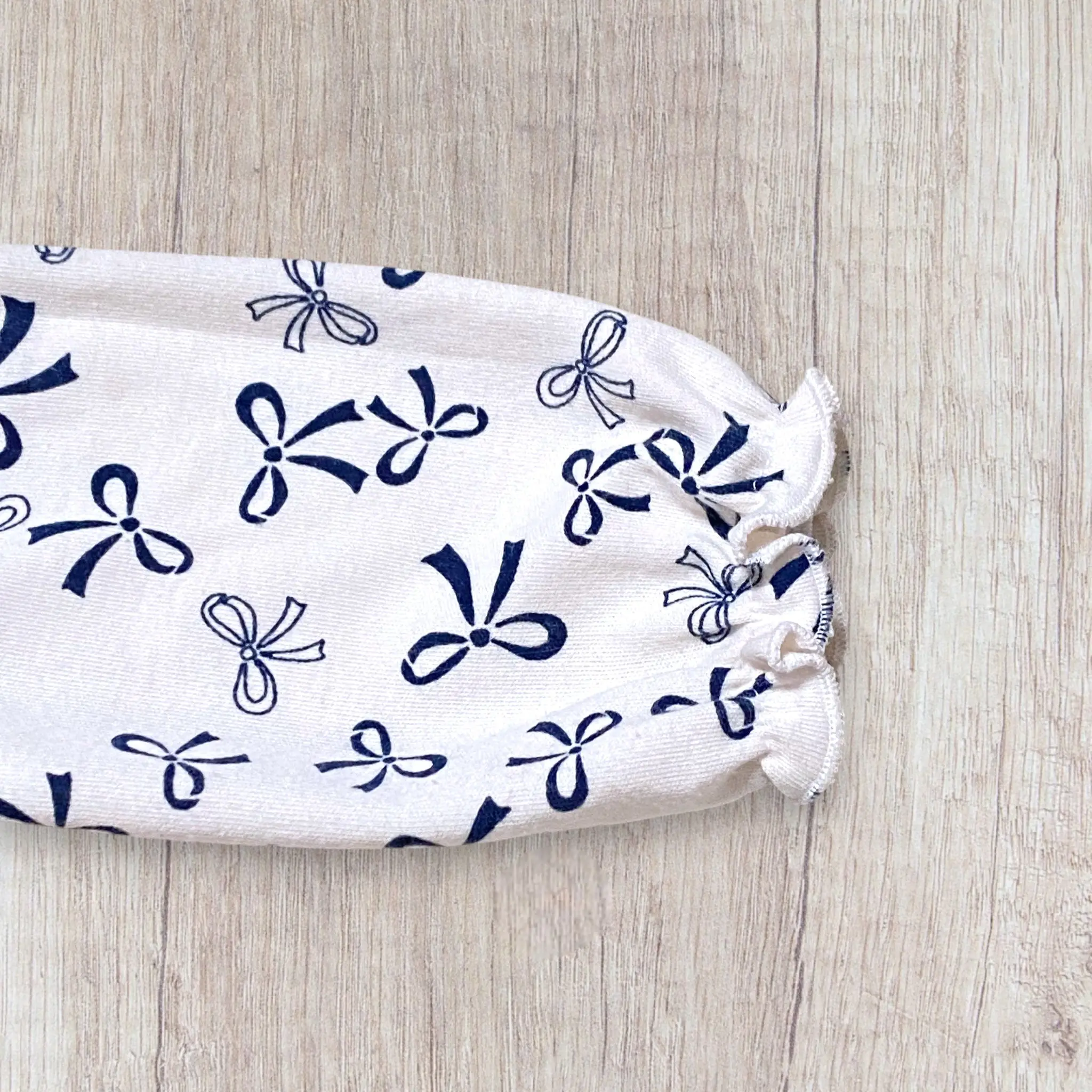 Robe bébé fille 12 mois – Nœuds bleu marine – Très bon état – Image 3