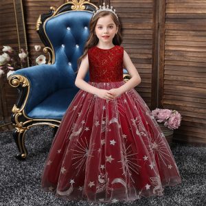 Robe Rouge Princesse Dentelle Étoiles