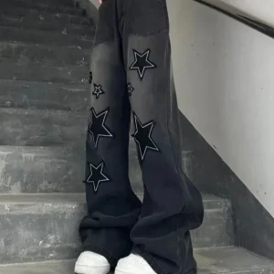 Baggy jeans with stars