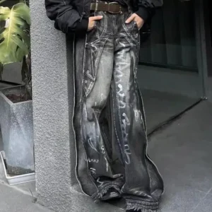 Baggy graffiti jeans