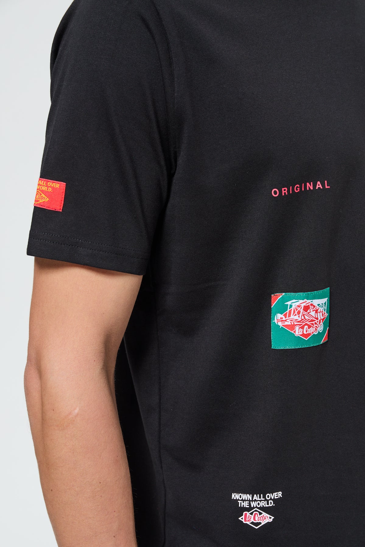 T-shirt Apropo Black – Image 4