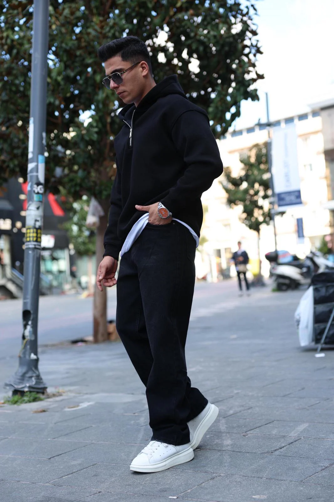 Jean noir LARGE pour homme – Image 5