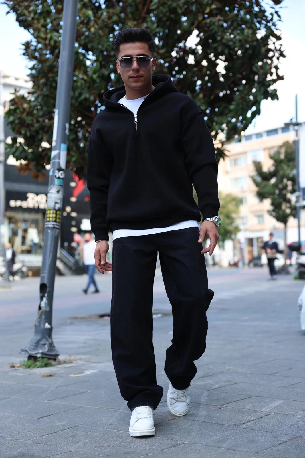 Jean noir LARGE pour homme – Image 4