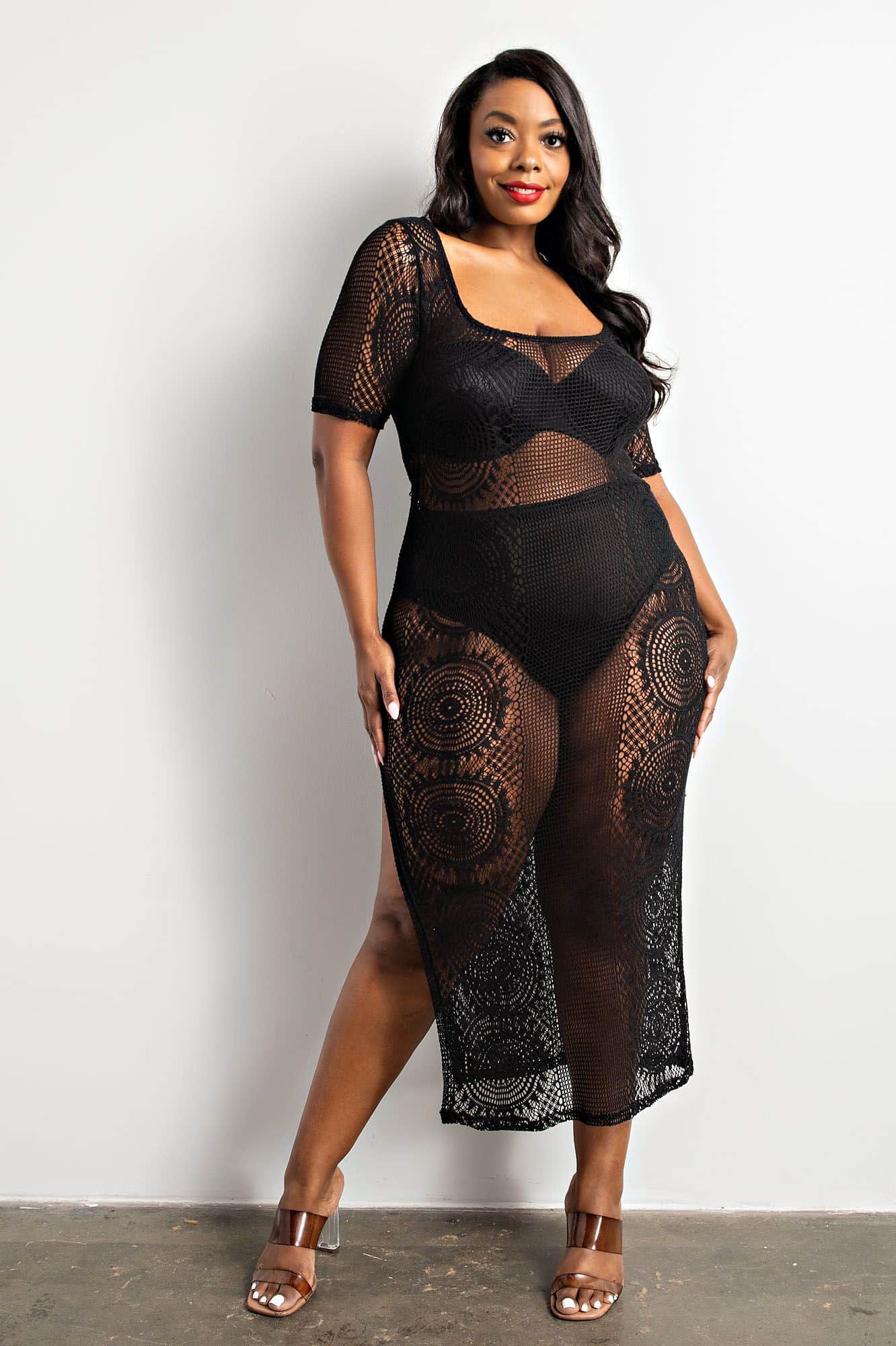 Robe de plage filet noire