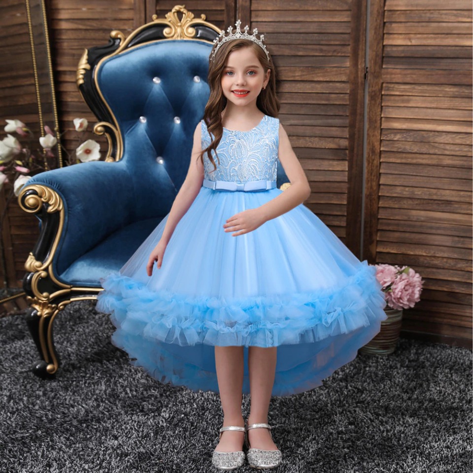 Robe Bleue Princesse avec Froufrou