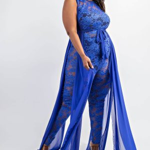 Combinaison bleue en dentelle