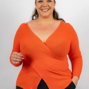 Pull croisé côtelé