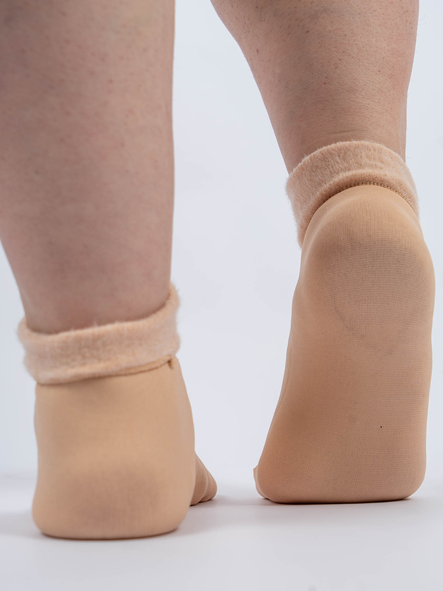 Chaussettes fourrées classiques beiges – Image 2