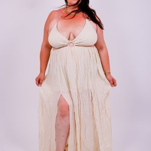 Robe longue à décolleté plongeant beige