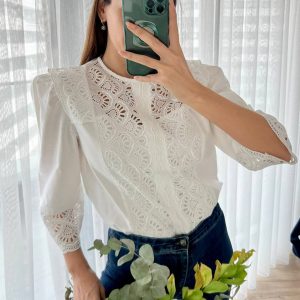 Chemise blanche avec broderie