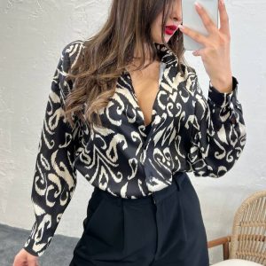 Chemise en satin imprimé