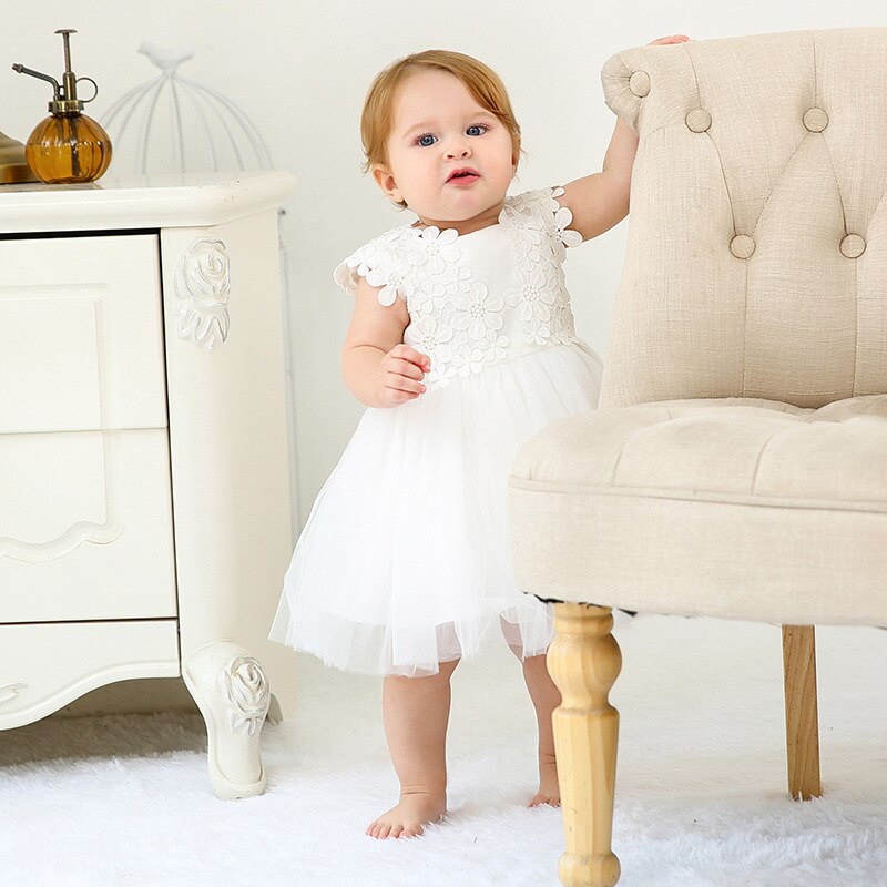 Robe De Baptême Blanche Pour Bébé – Image 2