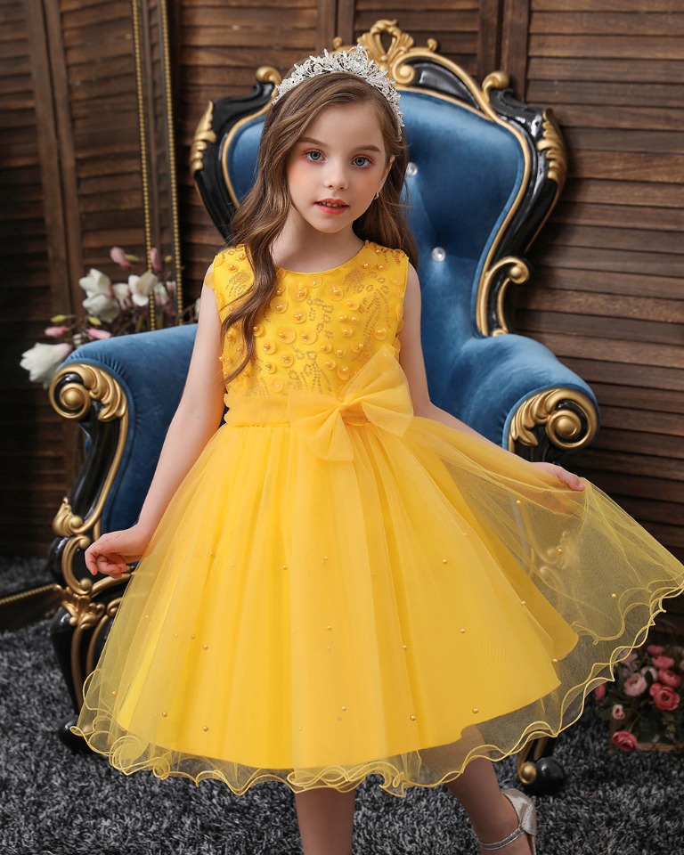 Robe de Princesse Jaune Perlée