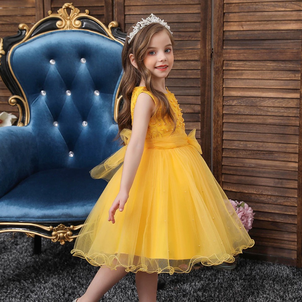 Robe de Princesse Jaune Perlée – Image 2