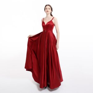 Robe Princesse Femme Bordeaux en Satin