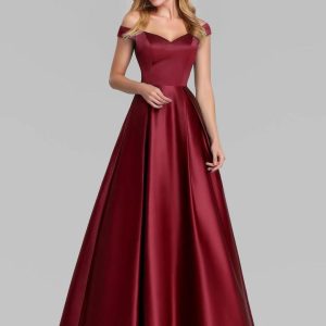 Robe Princesse Femme Bordeaux Satinée
