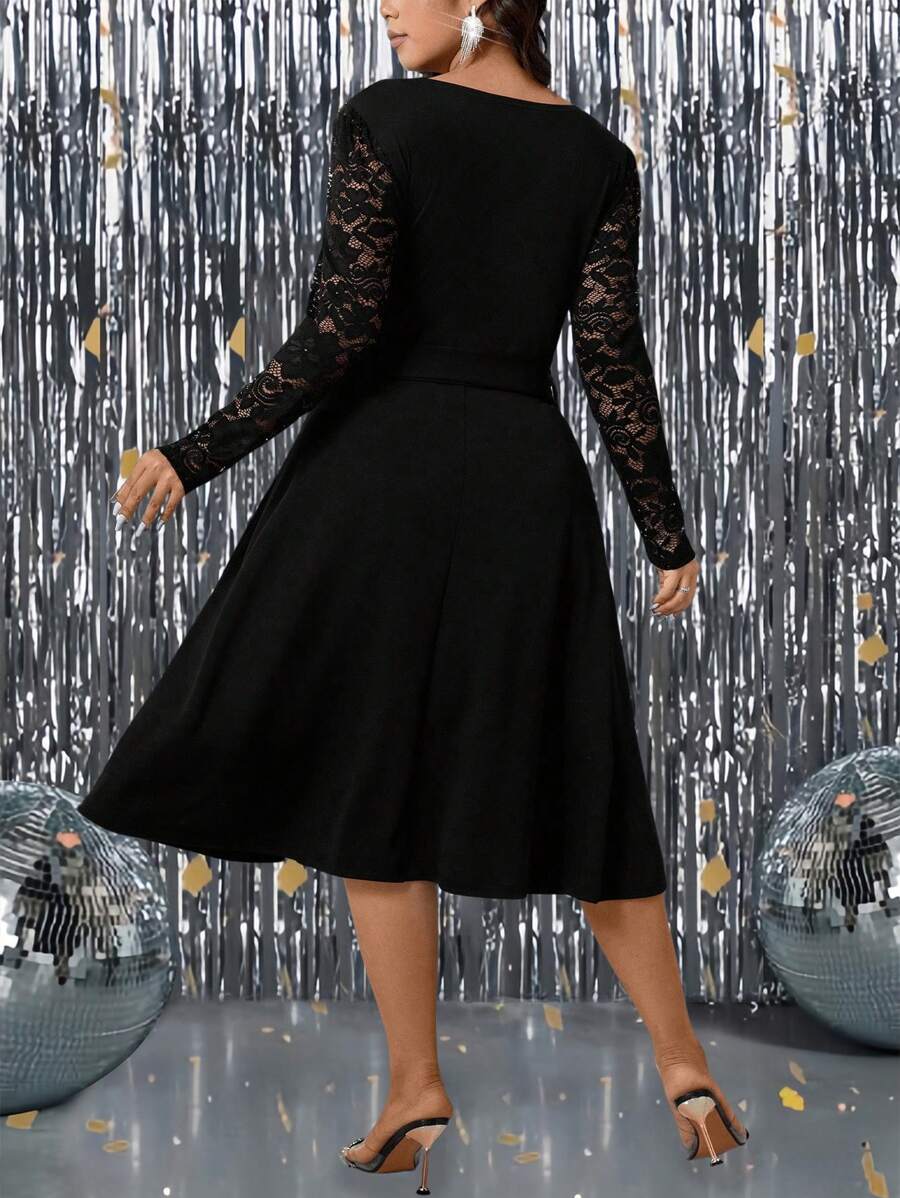 SHEIN GRANDE TAILLE (44/46/48/50/52/54) Robe de fête longue ornée de dentelle avec bande à la taille – Image 4