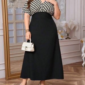 SHEIN GRANDE TAILLE (44/46/48/50/52/54) Robe longue grande taille à col en V à motifs colorés
